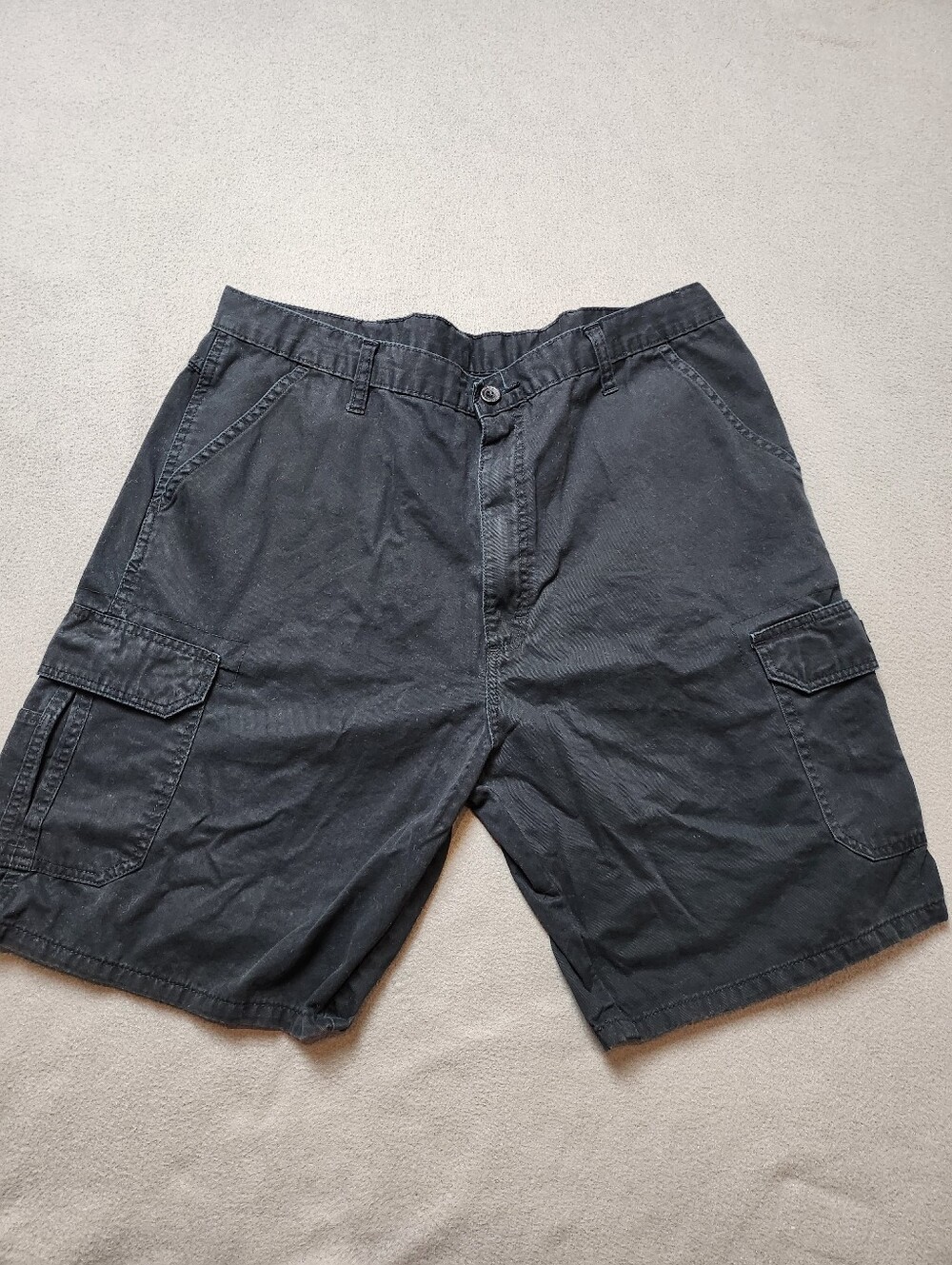 Wrangler Men’s Black Cargo Shorts Size 38